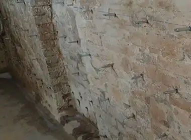 Feuchte Kellerwände durch Kondensation