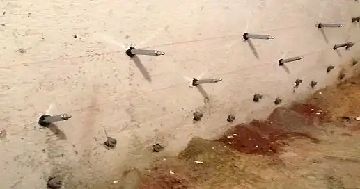 Salzausblühungen Mauerwerk